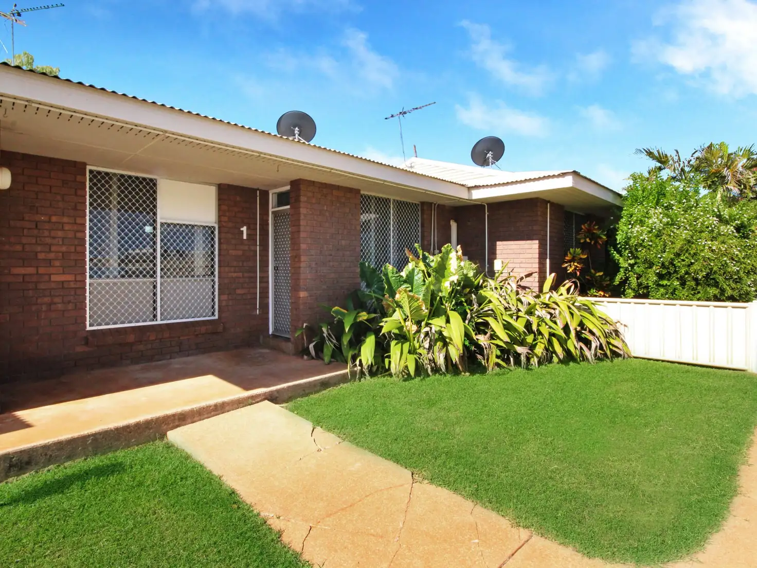 Main view of Homely unit listing, Unit 1/64 Acacia Drive, Katherine NT 850