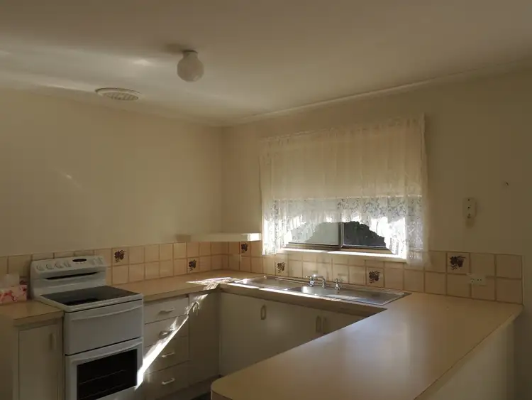 Third view of Homely unit listing, Unit 2/5 Brown Street, Swan Hill VIC 3585