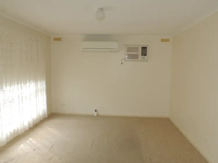 Fourth view of Homely unit listing, Unit 2/5 Brown Street, Swan Hill VIC 3585