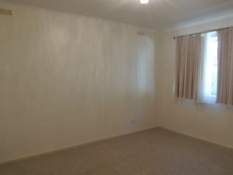 Sixth view of Homely unit listing, Unit 2/5 Brown Street, Swan Hill VIC 3585