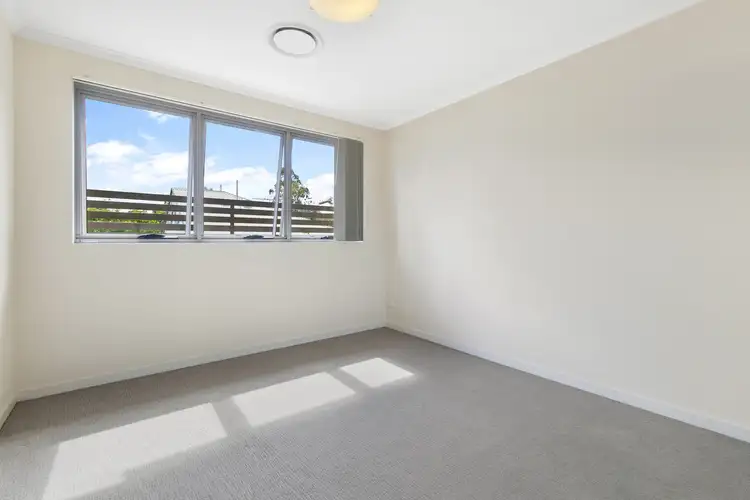 Fifth view of Homely apartment listing, 15/335 Riding Road, Balmoral QLD 4171