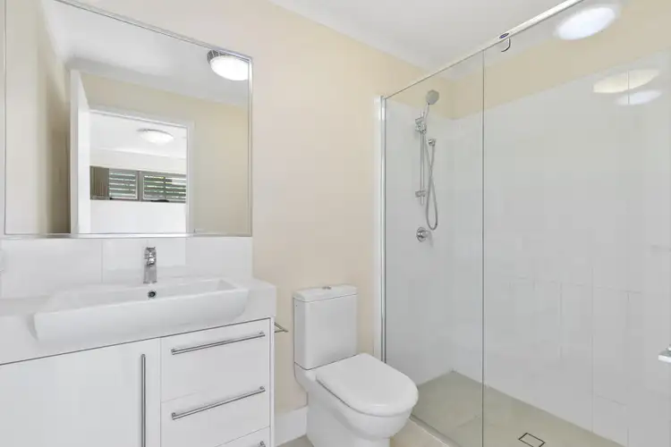 Sixth view of Homely apartment listing, 15/335 Riding Road, Balmoral QLD 4171