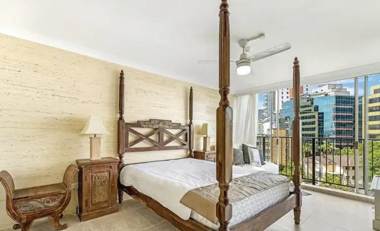 Fifth view of Homely unit listing, 4B/2 Riverview Parade, Surfers Paradise QLD 4217