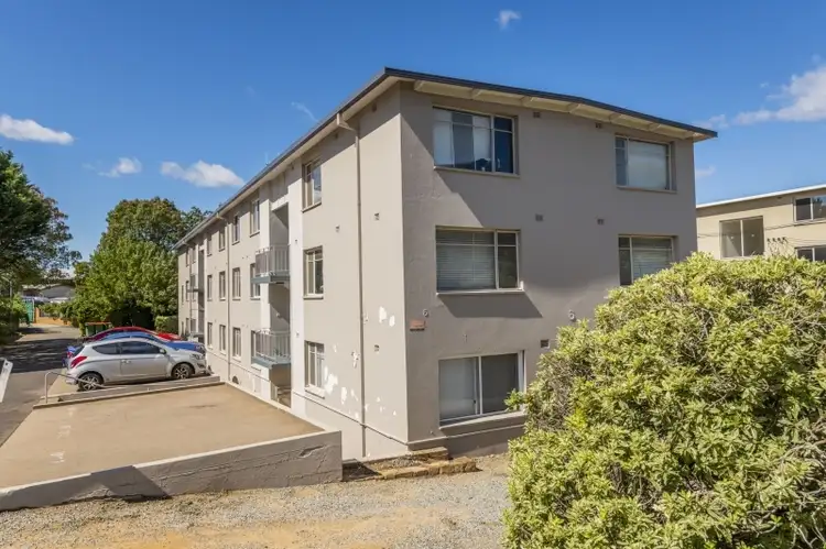 9/6 Stornaway Road, Queanbeyan NSW 2620