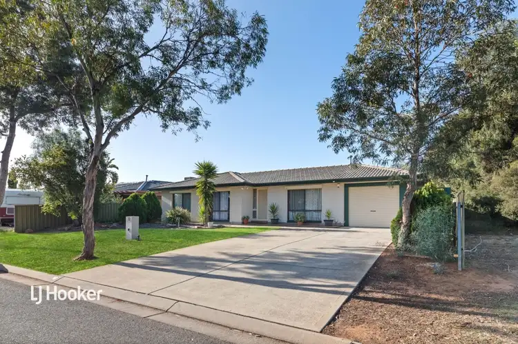 30 Wakeling Crescent, Parafield Gardens SA 5107