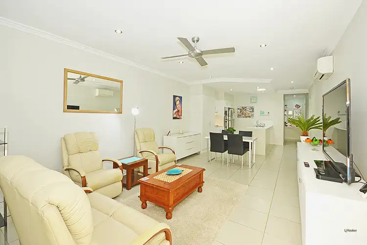 Second view of Homely semi-detached listing, 2/7 Bimbadeen Avenue, Banora Point NSW 2486
