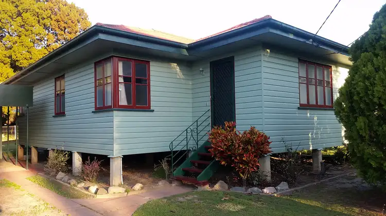 102 Dover Road, Redcliffe QLD 4020