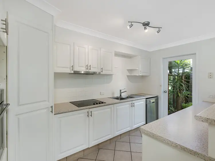 Fourth view of Homely unit listing, 8112 Magnolia Gardens Court, Hope Island QLD 4212