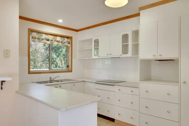 Sixth view of Homely house listing, 1 Mundawari Circuit, Ngunnawal ACT 2913