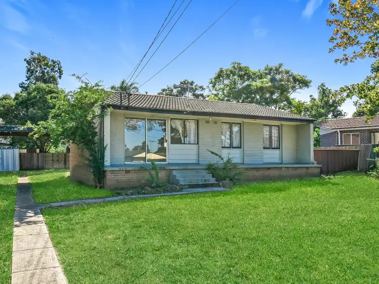 14 Field Place, Blackett NSW 2770