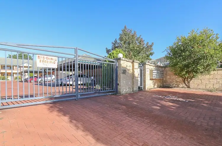 Fifth view of Homely unit listing, 15/11 Norman Street, St James WA 6102