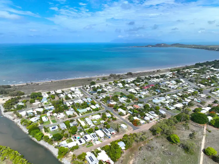 Unit 3/39 Gloucester Street, Bowen QLD 4805