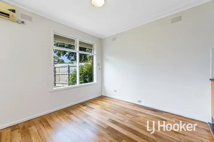 Fifth view of Homely house listing, 1 View Street, Hampton Park VIC 3976