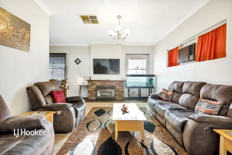 2 Marleycombe Road, Elizabeth Vale SA 5112