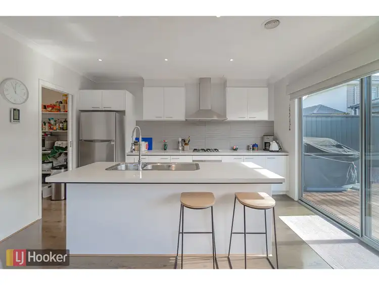 Fifth view of Homely house listing, 11 Moxie Road, Craigieburn VIC 3064
