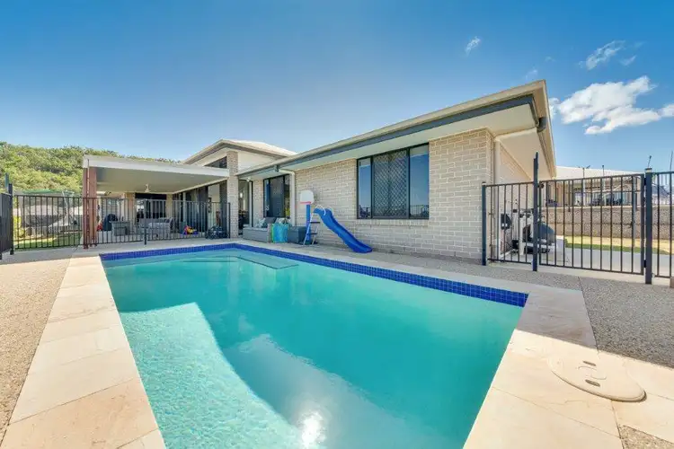 25 Wanda Drive, Boyne Island QLD 4680