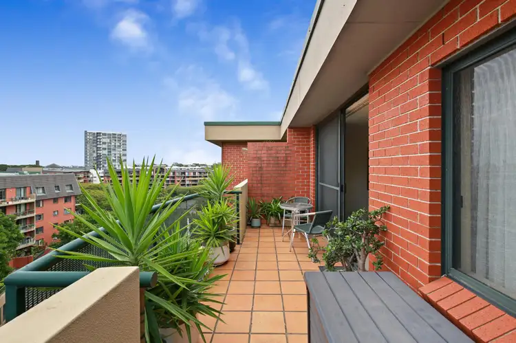 6711/177-219 Mitchell Road, Erskineville NSW 2043