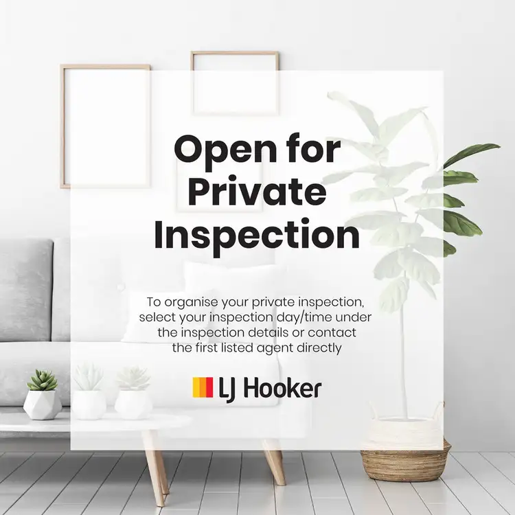 Second view of Homely house listing, 2 Manhattan Close, Sanctuary Lakes VIC 3030