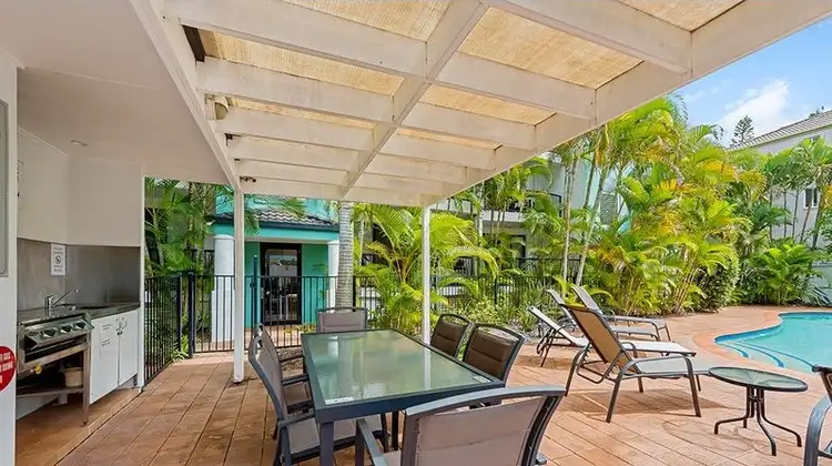 33/16 Purli Street, Chevron Island QLD 4217