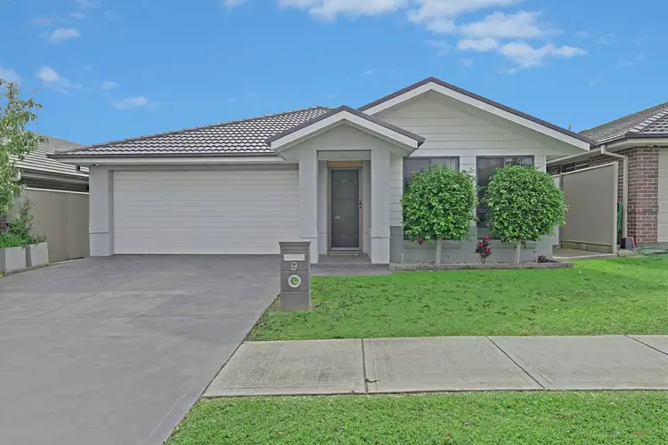 9 Danvers Road, Spring Farm NSW 2570