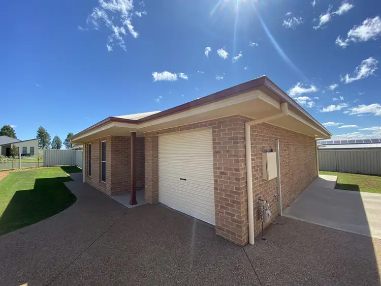 72 Champagne Dr, Dubbo NSW 2830