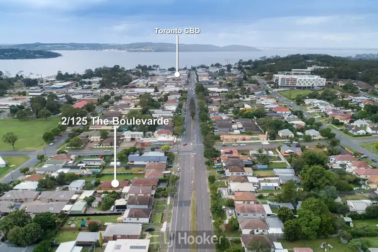 2/125 The Boulevarde, Toronto NSW 2283