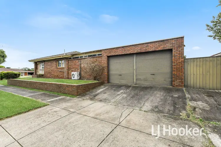 Fifth view of Homely house listing, 6 Glenbourne Road, Cranbourne VIC 3977