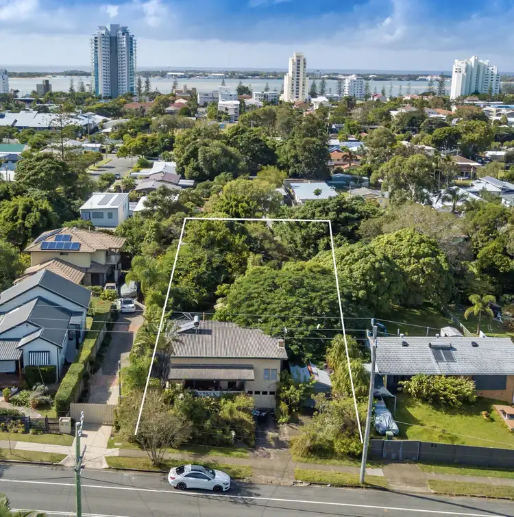 87 Turpin Road, Labrador QLD 4215