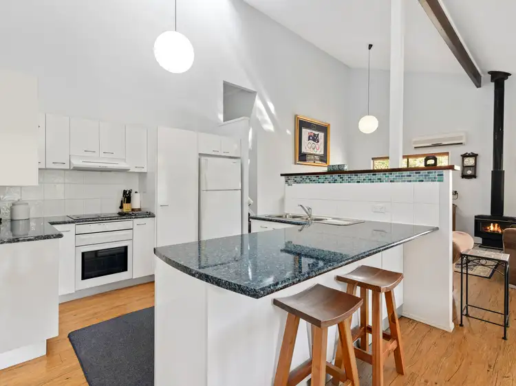 Sixth view of Homely house listing, 21 Esperance Close, Elanora QLD 4221