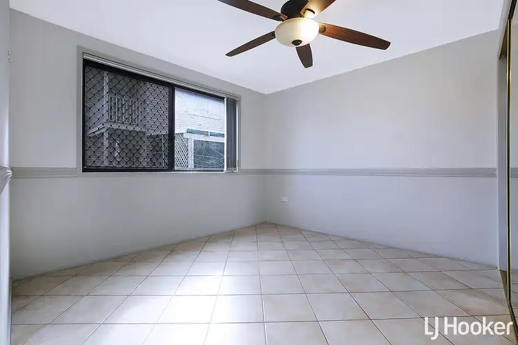Fourth view of Homely unit listing, 2/19 Prince Edward Parade, Redcliffe QLD 4020