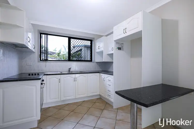Sixth view of Homely unit listing, 2/19 Prince Edward Parade, Redcliffe QLD 4020