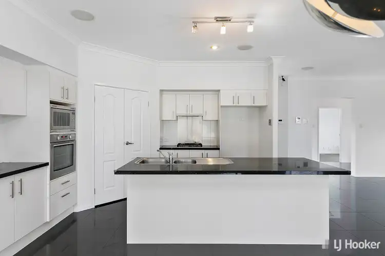 Second view of Homely house listing, 2 Carlingford Drive, Thornlands QLD 4164
