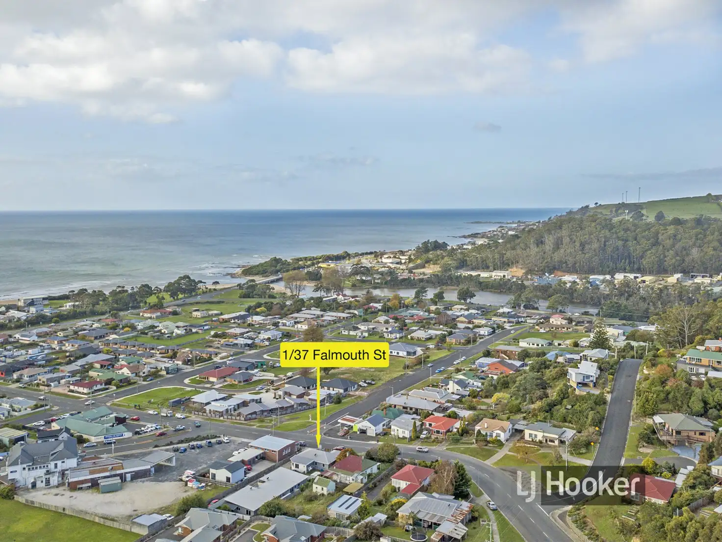 Main view of Homely unit listing, 1/37 Falmouth Street, Somerset TAS 7322
