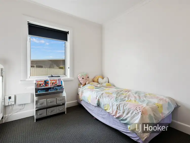 Seventh view of Homely unit listing, 1/37 Falmouth Street, Somerset TAS 7322