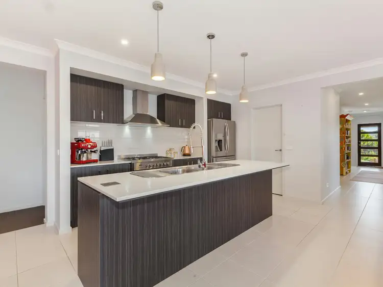 Second view of Homely house listing, 7 Yattarna Court, Broadford VIC 3658