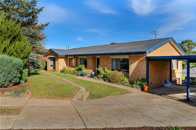 37 Clubbe Crescent, Macgregor ACT 2615