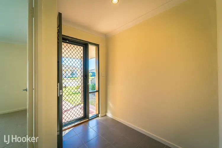 Third view of Homely house listing, 8 Bluebill Lane, Baldivis WA 6171