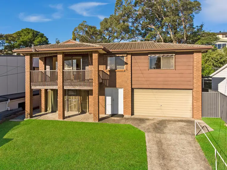 40 Masefield Avenue, Bateau Bay NSW 2261