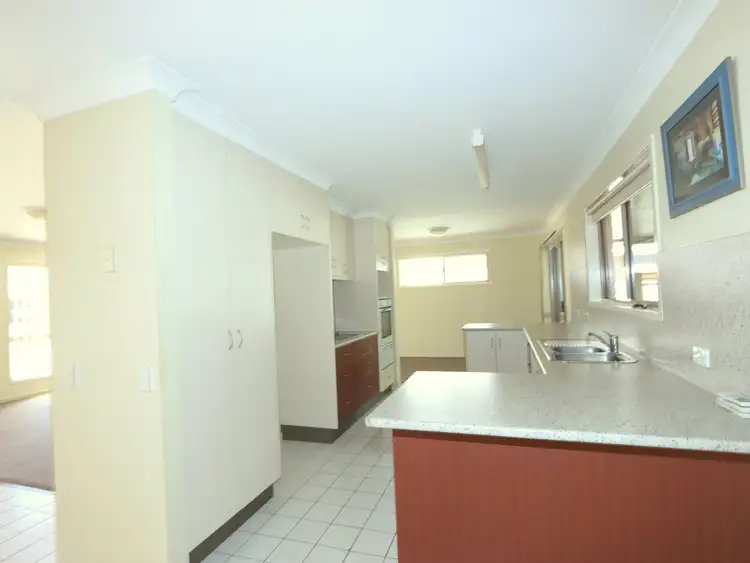 Sixth view of Homely house listing, 37 Bridgeman St, Emerald QLD 4720