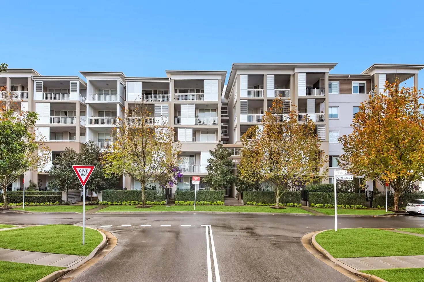 Main view of Homely unit listing, 204/10 Vineyard Way, Breakfast Point NSW 2137