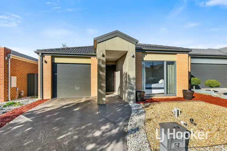 53 Abrus Circuit, Cranbourne North VIC 3977