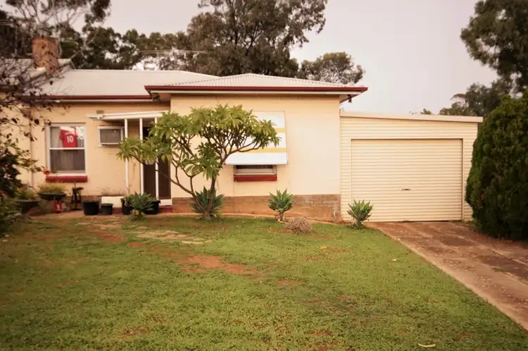 4 Northampton Crescent, Elizabeth East SA 5112