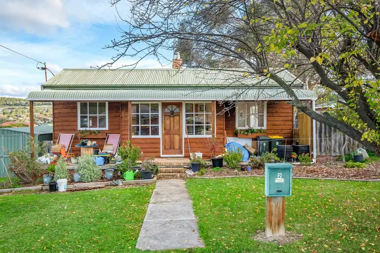 2 Home Avenue, Blackmans Bay TAS 7052