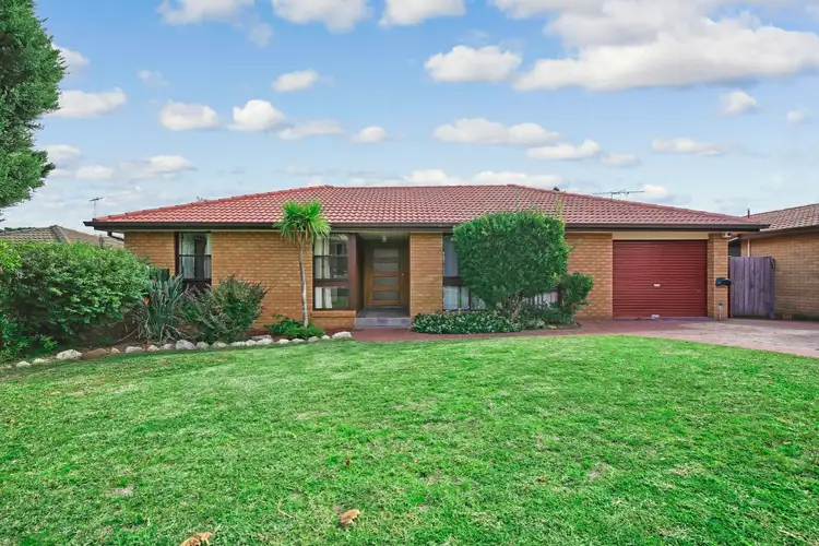58 Pinaroo Crescent, Bradbury NSW 2560