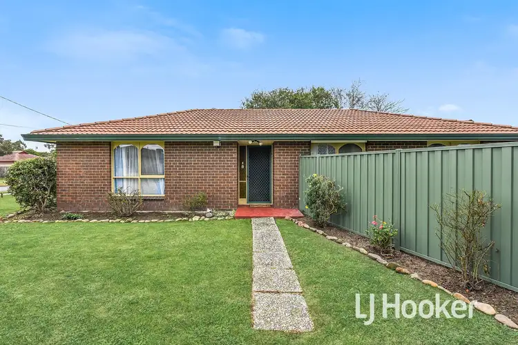 Second view of Homely house listing, 2 Karol Court, Hampton Park VIC 3976
