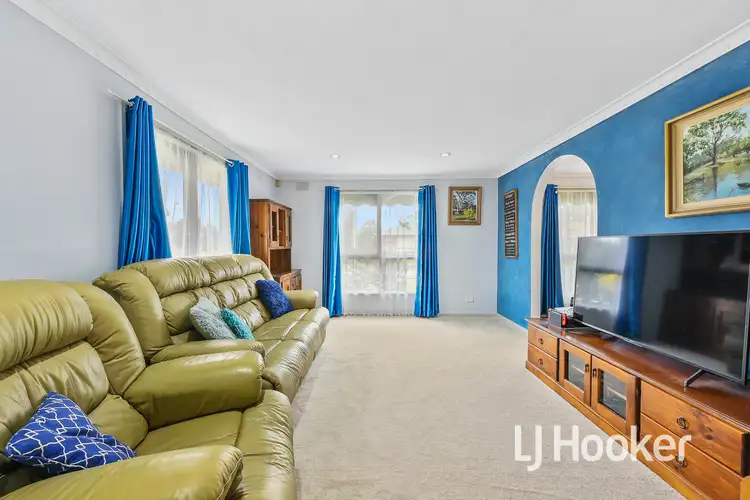 Third view of Homely house listing, 2 Karol Court, Hampton Park VIC 3976