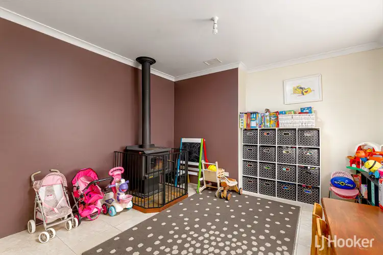 Fifth view of Homely house listing, 8 Enderby Court, Australind WA 6233