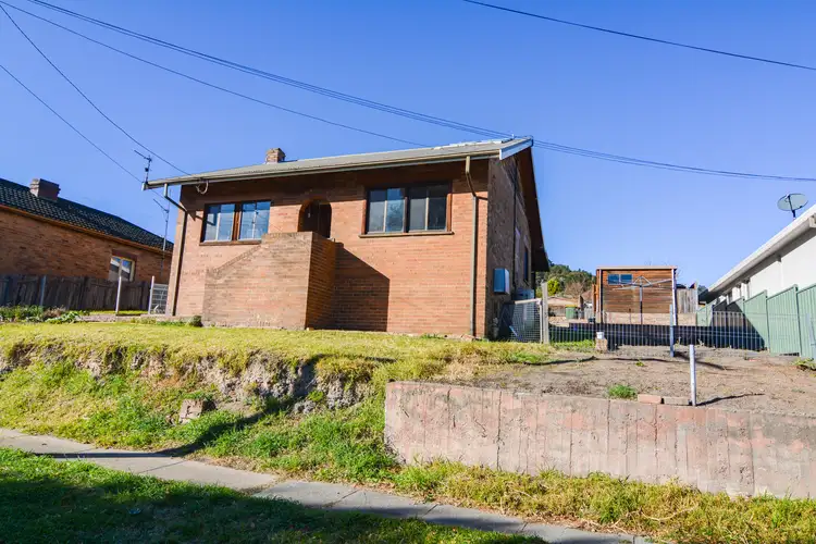 61 Chifley Road, Lithgow NSW 2790