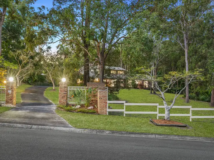 31 Derwent Avenue, Helensvale QLD 4212
