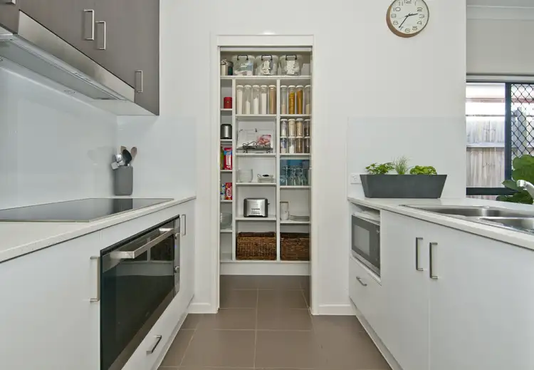 Fourth view of Homely house listing, 11 VARGON CIRCUIT, Holmview QLD 4207